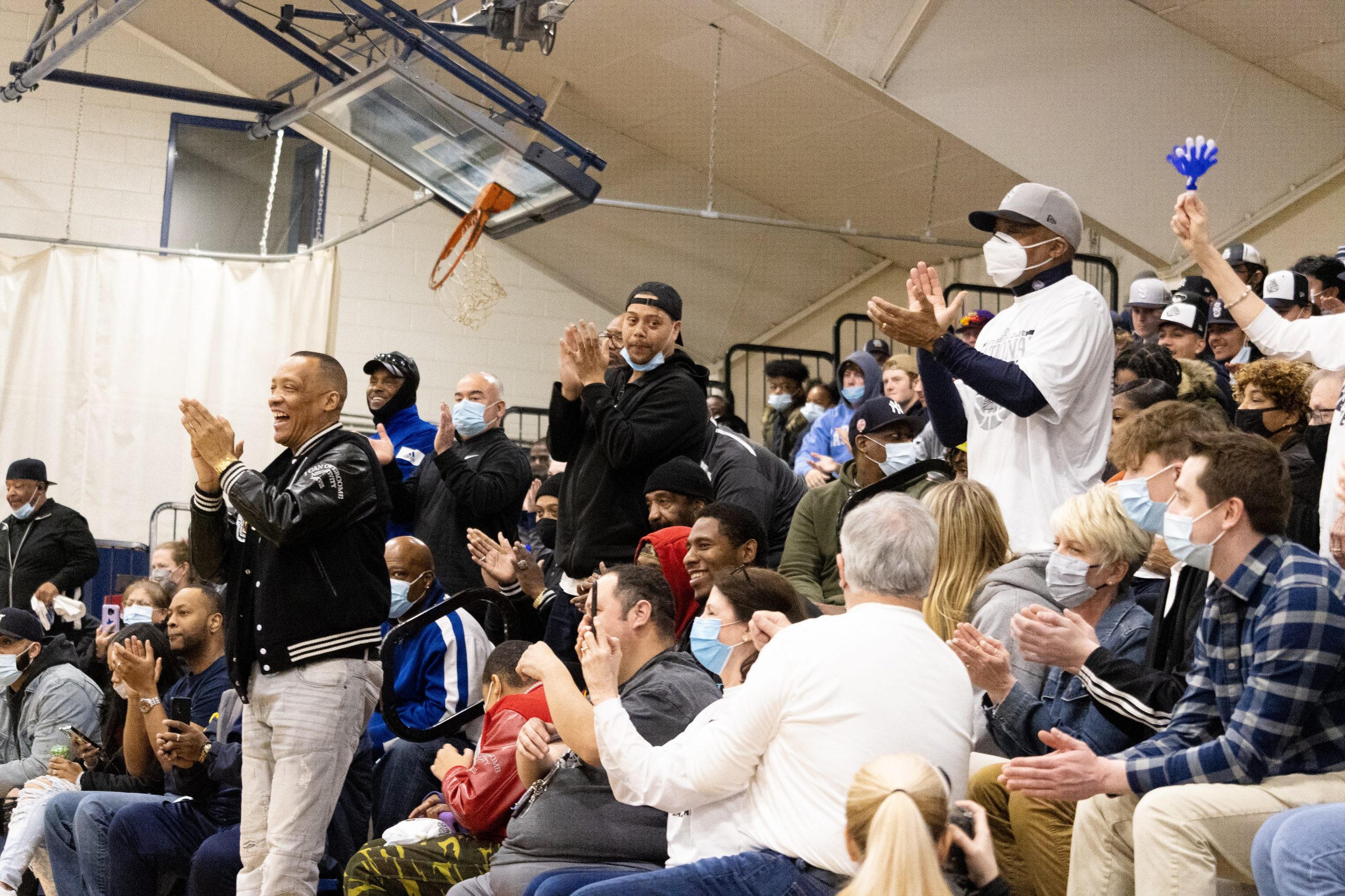 Bulldogs_Championship_Banner_Unveiling_Men's_Basketball_South_Holland_Christian_Loggins_2020.03.26 (46)