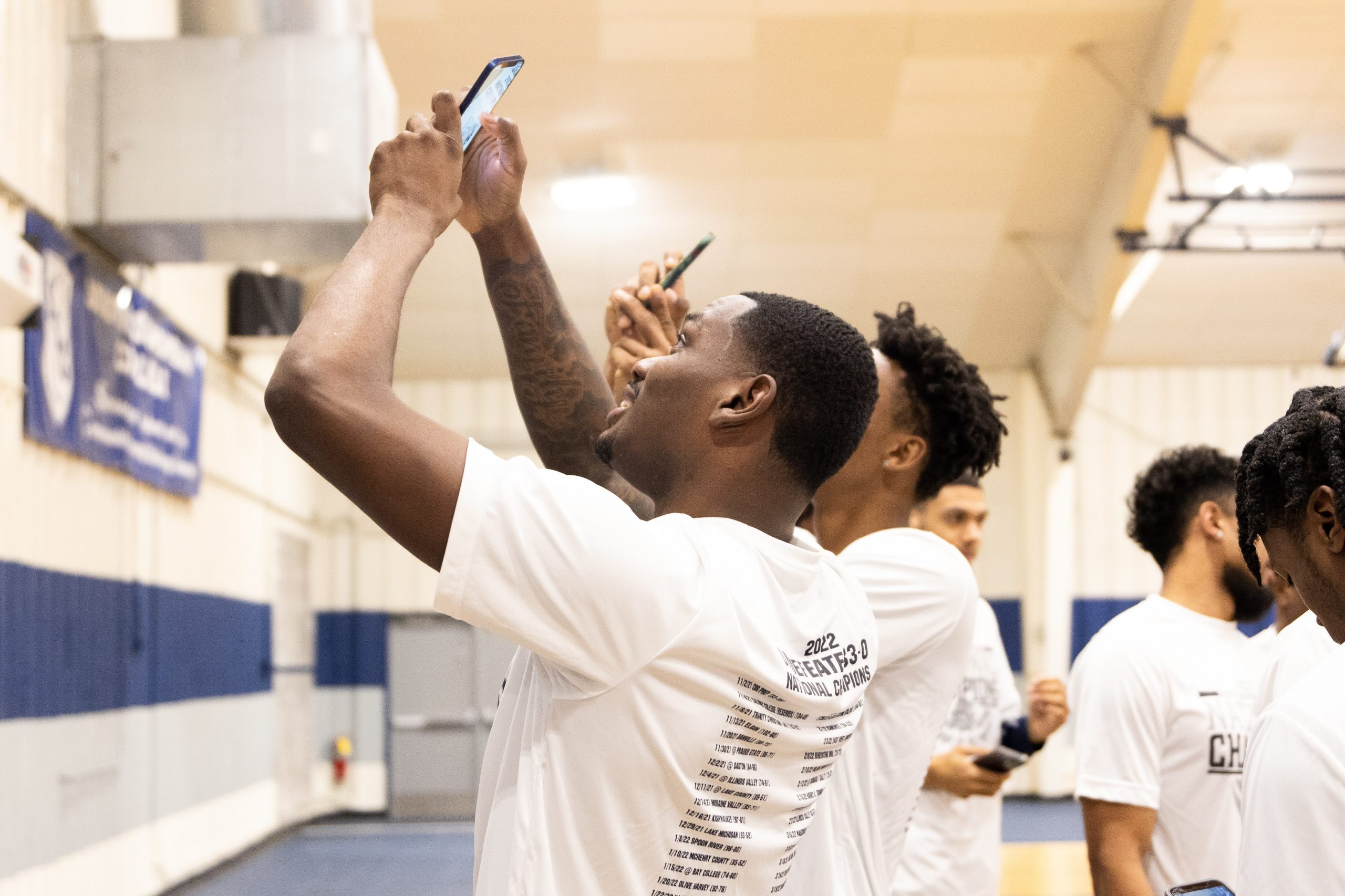 Bulldogs_Championship_Banner_Unveiling_Men's_Basketball_South_Holland_Christian_Loggins_2020.03.26 (64)